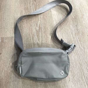 Lululemon Everywhere Belt Bag 1L